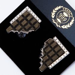 Серьги№2278 коричневые вставки на белом металле оптом