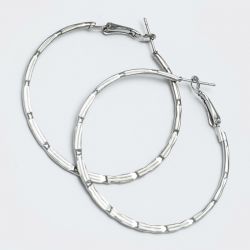 Серьги-кольца№1656 4.5 см цена за 12 шт оптом белые.