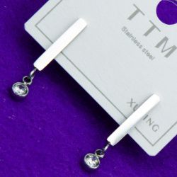 Серьги Xuping№1421 палочка металлическая с цирконом бижутерия с медсплава купить оптом недорого