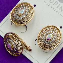 Серьги Xuping№1731 белый перламутровый циркон в обрамлении орнамента версаче куплю оптом медичный сплав сережки