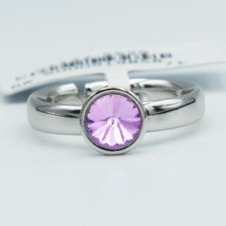 Кольцо Xuping№152 16р Swarovski сиреневого цвета на основе под серебро куплю оптом медицинский сплав бижутерию.