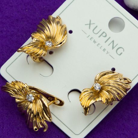 Серьги Xuping№2152 красивые с цирконом белого цвета куплю оптом медицинский сплав бижутерию.