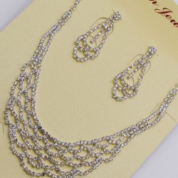 Колье№191 с серьгами и белыми стразами ажурное купить колье в интернет магазине оптом.