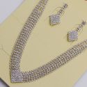 Колье№192 с серьгами шесть дорожек из белых страз купить колье в интернет магазине оптом.