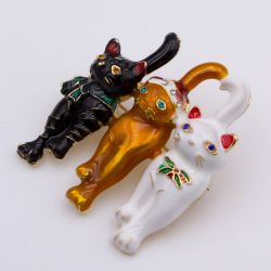 Брошка№347 три кошки разного цвета купить броши оптом недорого.