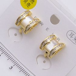 Серьги сталь№677 клипсы широкие полукольца с центральной вставкой и цирконами купить бижутерию в магазине бижутерия-оптом.