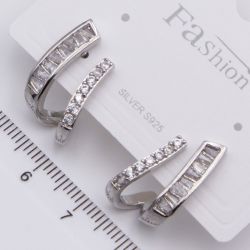 Серьги сталь№772 гвоздики оригинальные с белыми камнями купить качественные украшения.