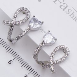 Серьги сталь№774 гвоздики с сердечком купить качественные украшения.