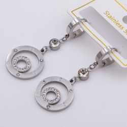 Серьги сталь№844 кольца Cartier с гравировкой винта и дорожкой из камней куплю бижутерию из мед стали оптом.
