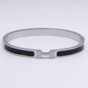 Браслет сталь№847 жесткий брендовый браслет Hermes с черным акцентом купить качественные украшения.